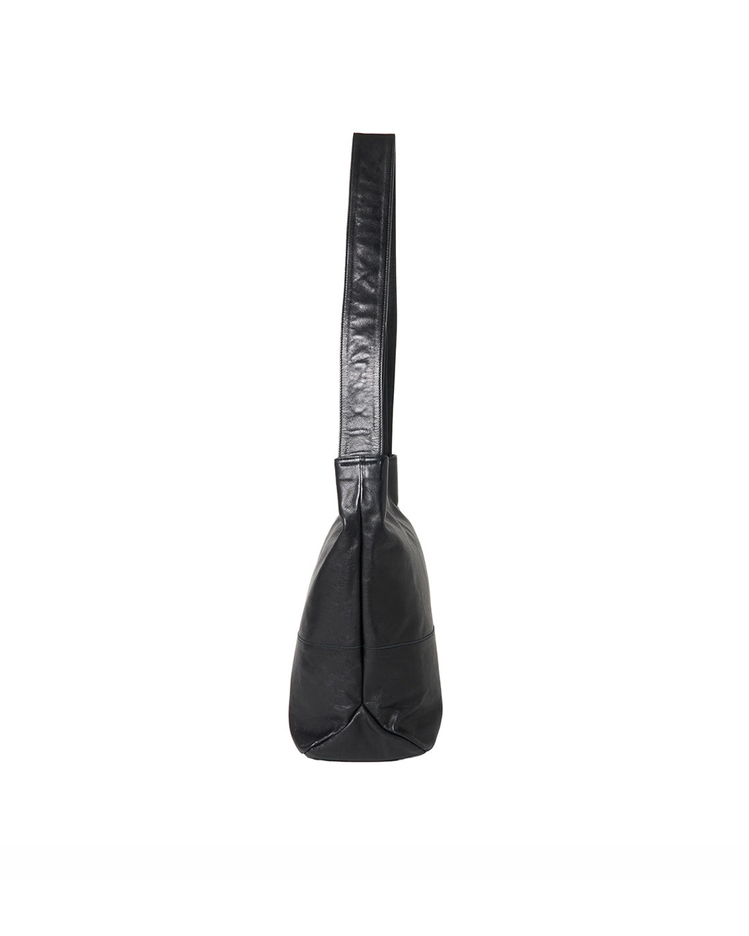 A4 ONE SHOULDER BUCKET | BLACK