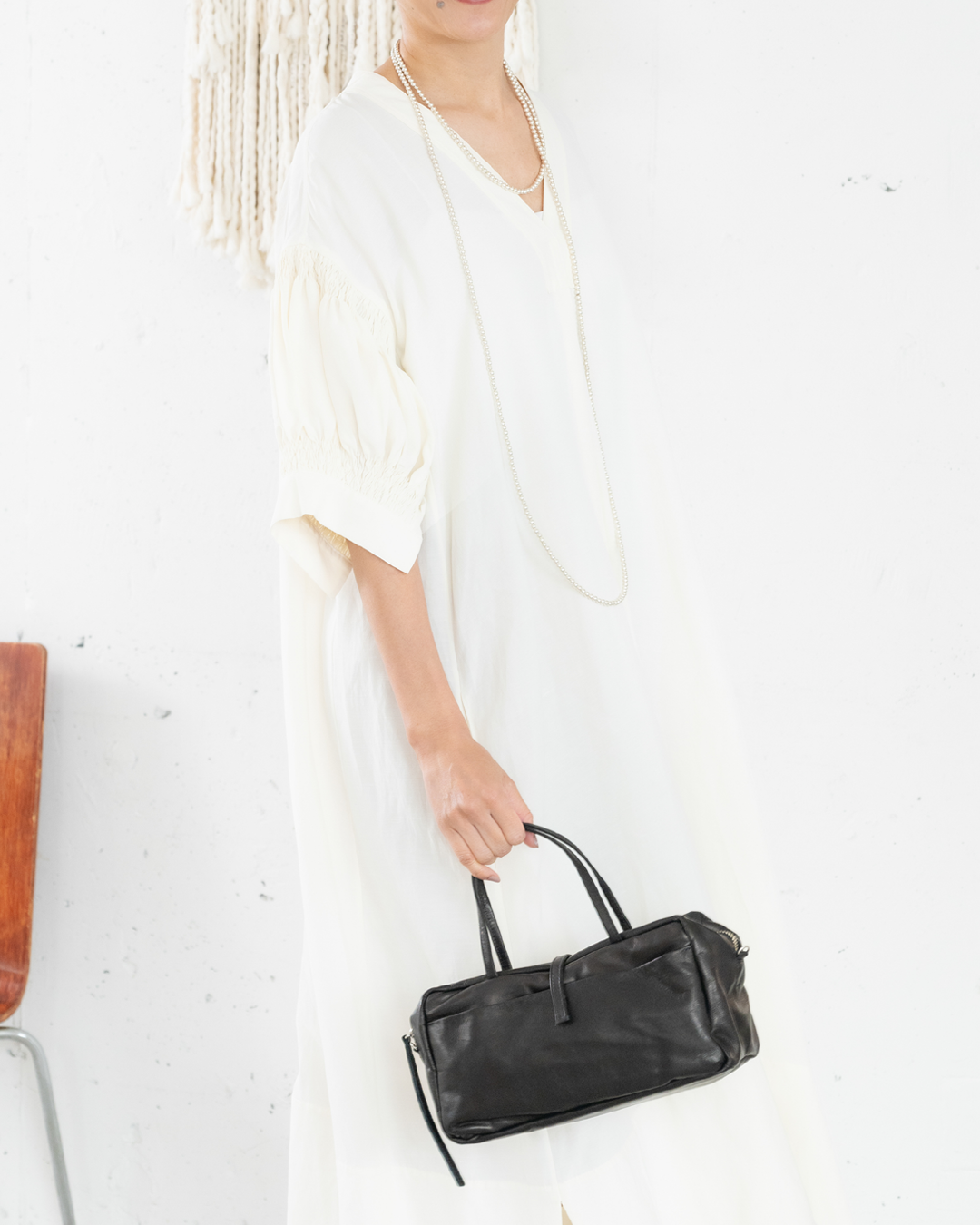 E/W BOSTON + SHOULDER | BLACK