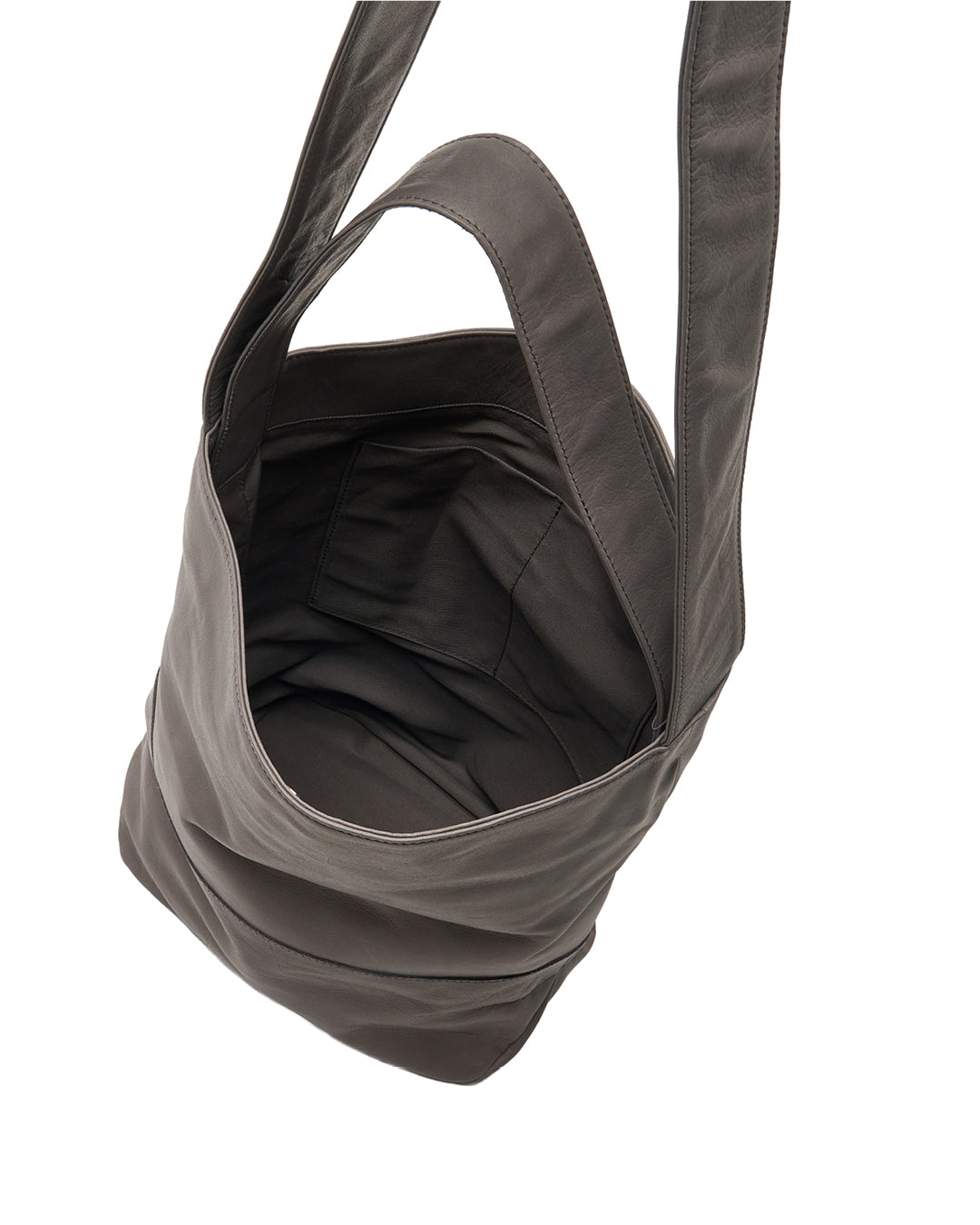 A4 ONE SHOULDER BUCKET | GRAY
